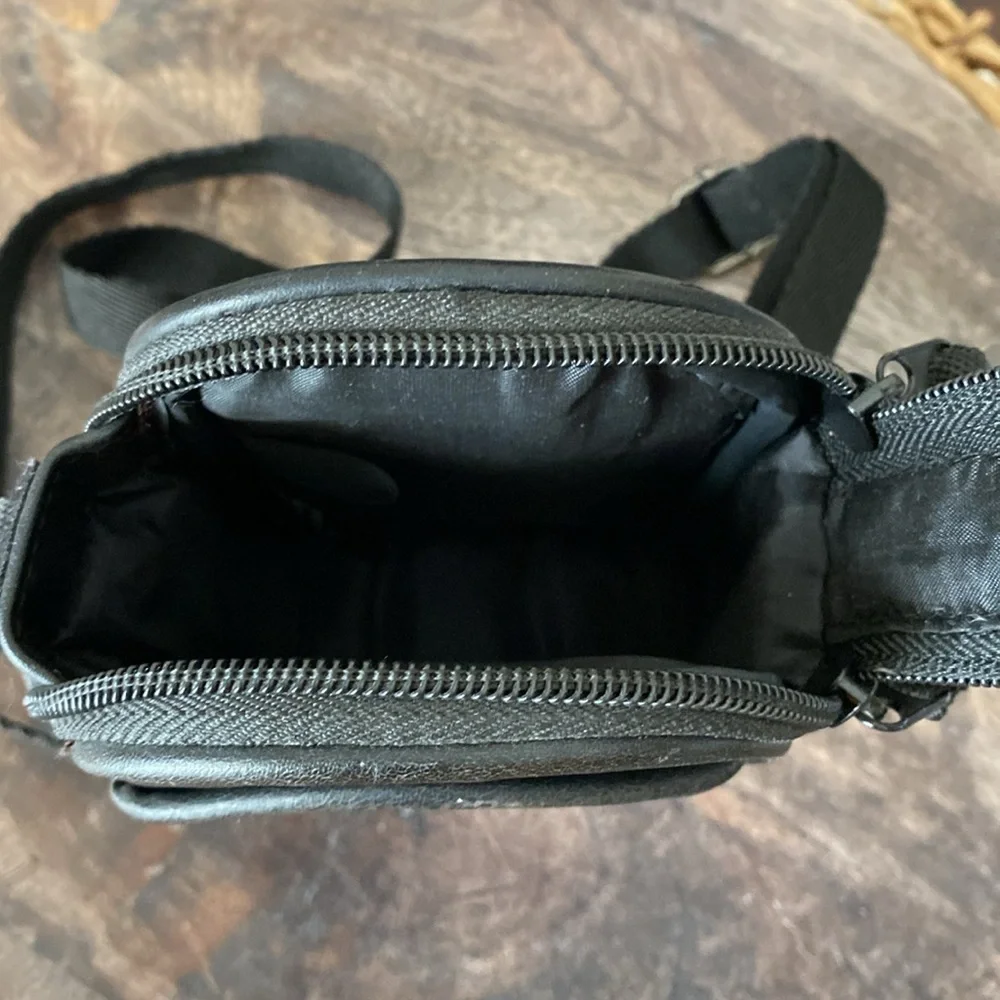Digital Camera Carrying Case belt holster ICON Sport L3ICM111-BLK 6